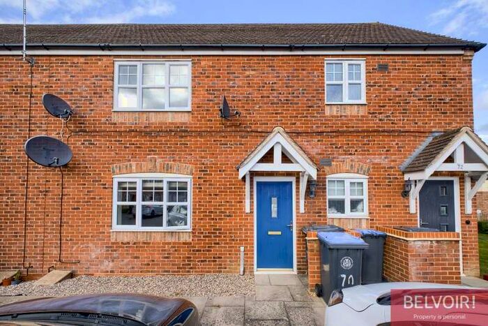 2 Bedroom Property For Sale In St Peters Way Stratford-upon-avon, CV37