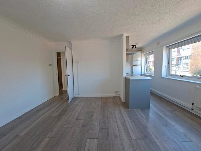 1 Bedroom Apartment To Rent In Skeltons Lane, London, E10