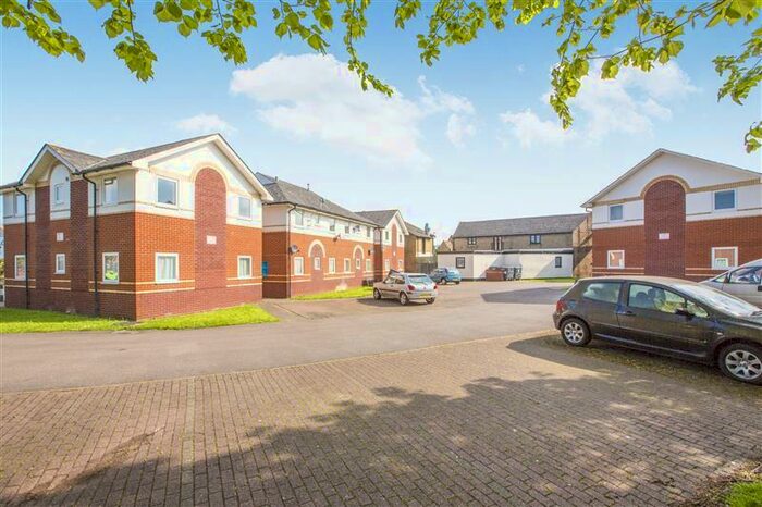 2 Bedroom Flat To Rent In St Neots Road, Eaton Ford, St. Neots, PE19