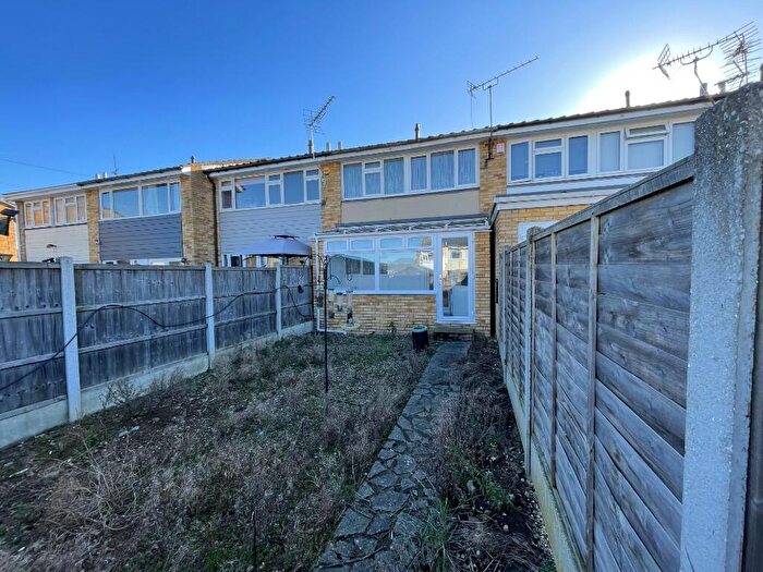 3 Bedroom Terraced House For Sale In Brampton Close, Stanford-Le-Hope, Essex, SS17