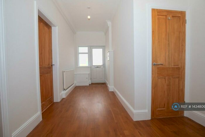 1 Bedroom Flat To Rent In Sherwood, Nottingham, NG5