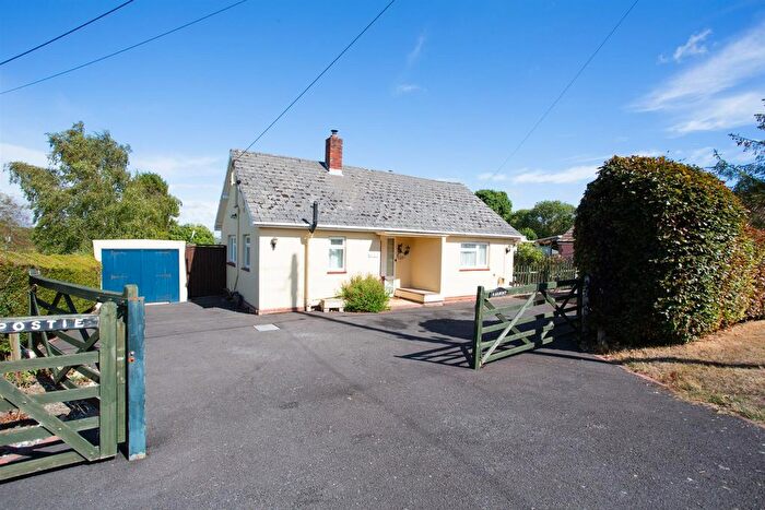 2 Bedroom Bungalow For Sale In Pottery Road, Horton, Ilminster, TA19