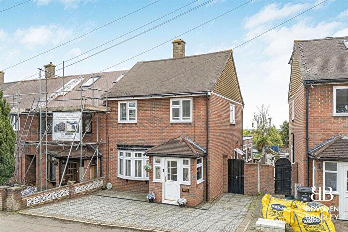 3 Bedroom House For Sale In Verderers Road, Chigwell, IG7