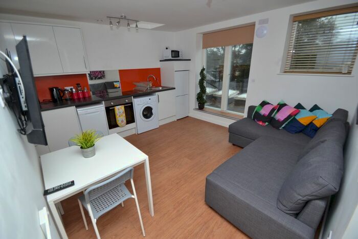 1 Bedroom Flat To Rent In Cogan Terrace, Cathays, Cardiff, CF24