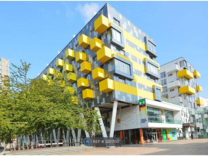 2 Bedroom Flat To Rent In Schrier, Barking, IG11