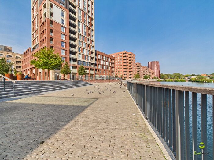 1 Bedroom Flat For Sale In Starling Court, Nest Way, London, Kent, SE2