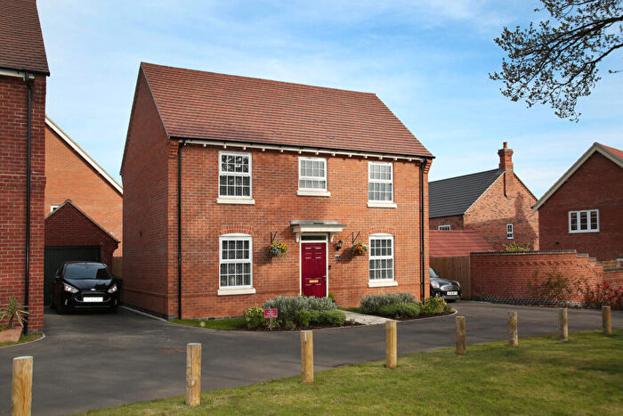 3 Bedroom Detached House For Sale In Harvest Road, Market Harborough, Leicestershire, LE16