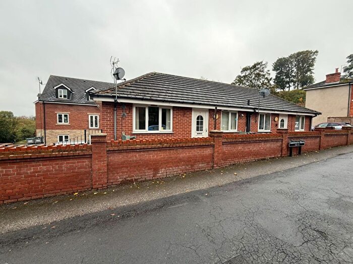 2 Bedroom Flat To Rent In North Baileygate, Pontefract, WF8