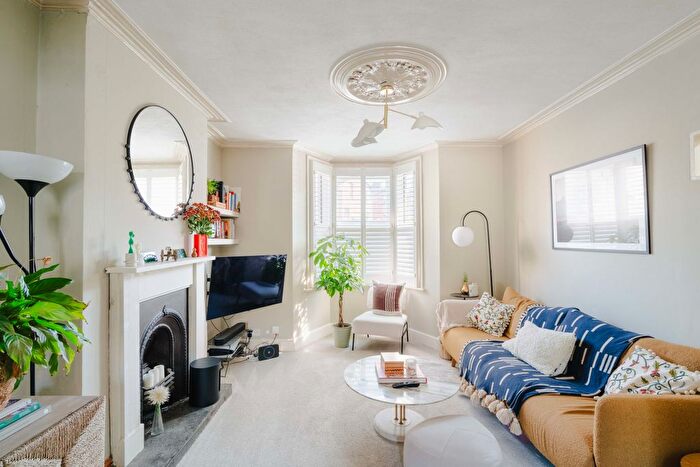 2 Bedroom End Of Terrace House For Sale In Ryde Road, Knowle, Bristol, BS4