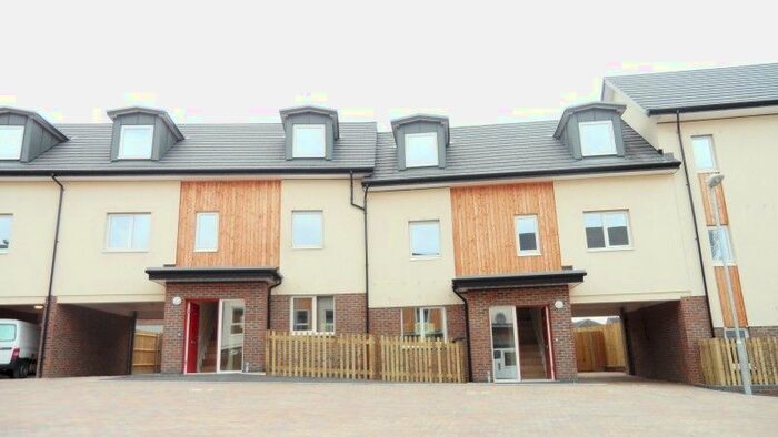 4 Bedroom Terraced House To Rent In Cranes Lane, Basildon, Essex, SS14