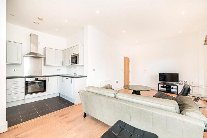3 Bedroom Apartment For Sale In Indescon Square, London, E14