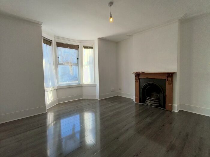 3 Bedroom House To Rent In Talbot Road, Portsmouth, PO4