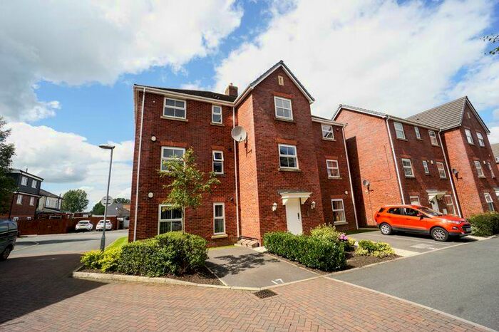 2 Bedroom Apartment To Rent In Marchwood Close, Blackrod, BL6