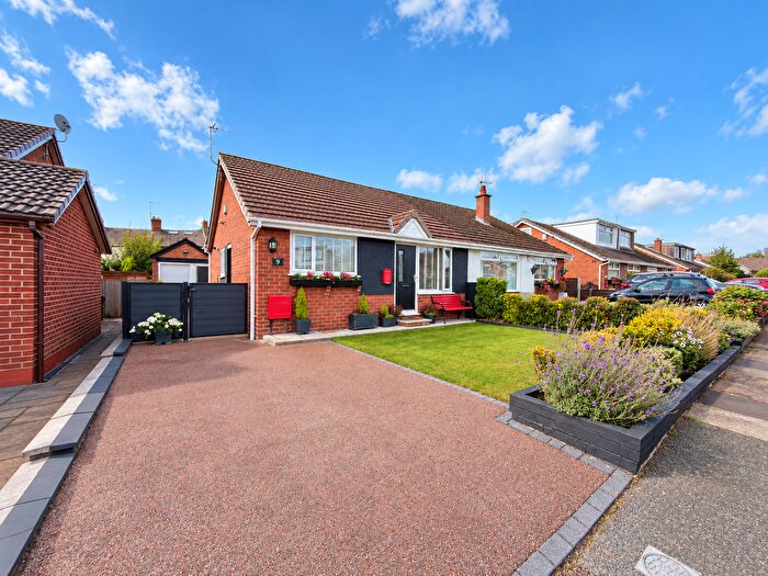 2 Bedroom Semi Detached Bungalow For Sale In Newport Road, Denton, Manchester, M34
