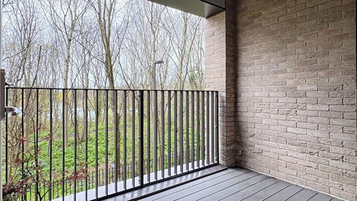 1 Bedroom Flat To Rent In Custom House, London, E6