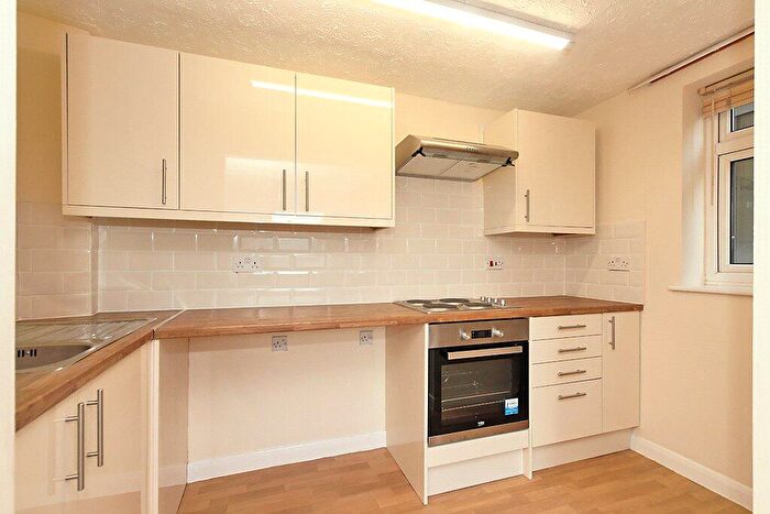 1 Bedroom Maisonette To Rent In Burley Road, Sittingbourne, Kent, ME10