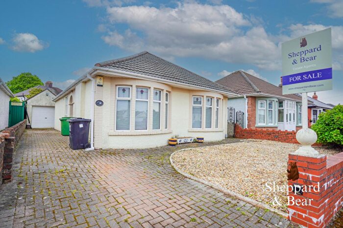 3 Bedroom Detached Bungalow For Sale In Heol Wernlas, Cardiff, CF14