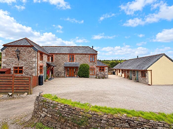 5 Bedroom Barn Conversion For Sale In Blisland, Bodmin, Cornwall, PL30