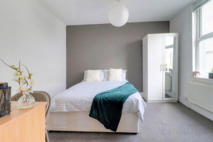 6 Bedroom Terraced House To Rent In Hollingdean Road, Brighton, BN2