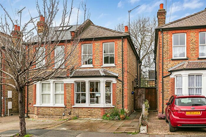 3 Bedroom Semi Detached House For Sale In Lower Kings Road, Kingston Upon Thames, KT2