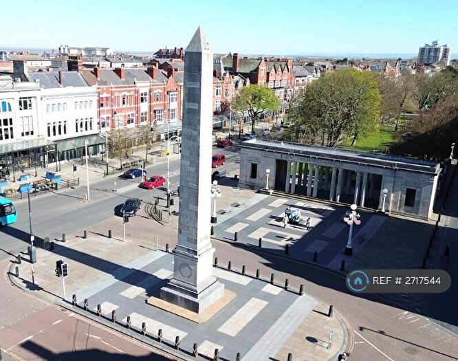 3 Bedroom Flat To Rent In Lord Street, Southport, PR8