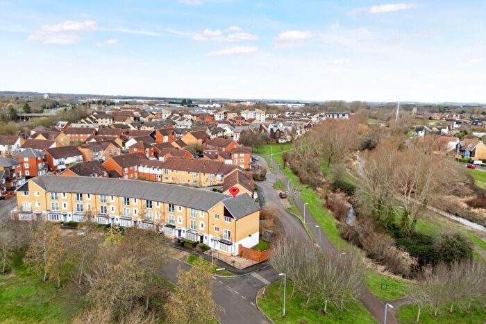 4 Bedroom End Of Terrace House For Sale In Milton Road, Broughton, MK10