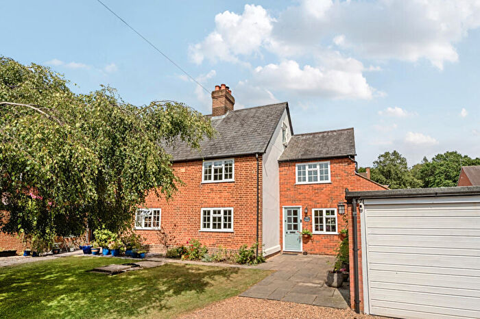 4 Bedroom Semi-Detached House For Sale In Hazlemere Road, High Wycombe, HP10