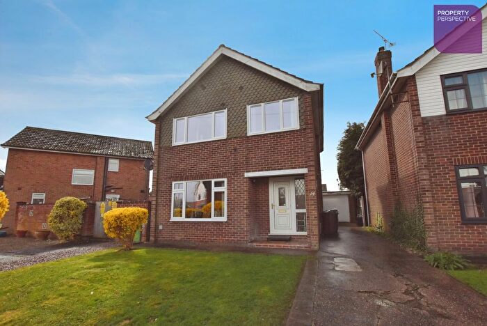 3 Bedroom Detached House For Sale In Hillcreste Drive, Chellaston, Derby, DE73