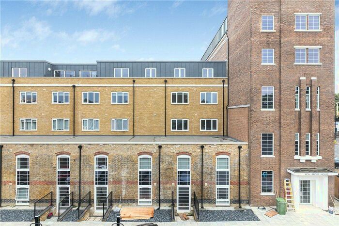 1 Bedroom Flat To Rent In Windmill Place, Southall, UB2