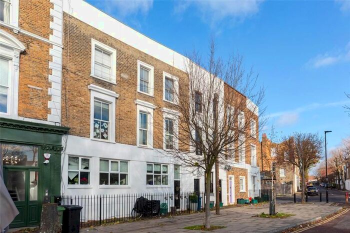 2 Bedroom Flat To Rent In Landseer Road, Archway, London, N19