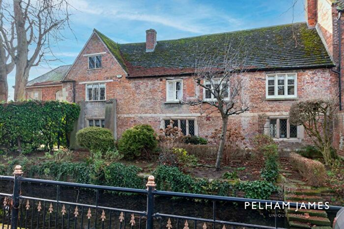 7 Bedroom Detached House For Sale In South Street, Bourne, PE10