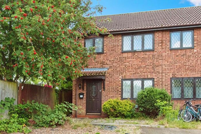 3 Bedroom End Of Terrace House For Sale In Seymour Avenue, Brandon, IP27