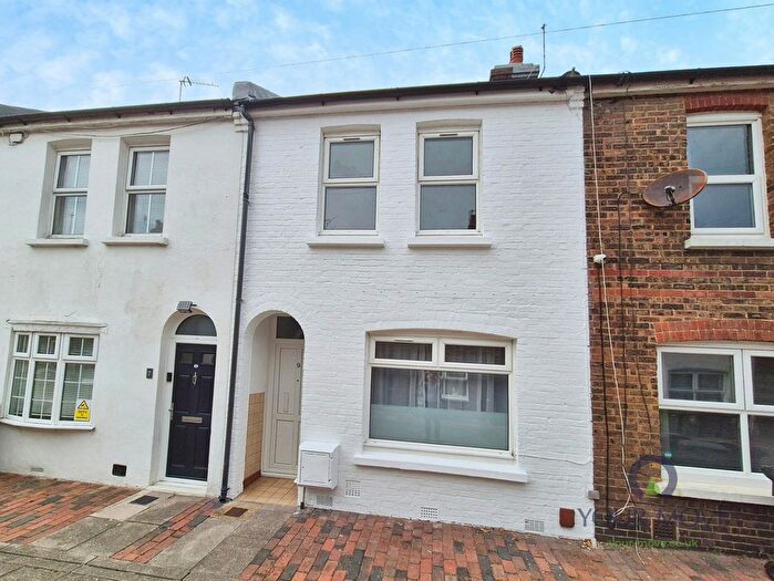 2 Bedroom Terraced House To Rent In New Road, Eastbourne, East Sussex, BN22