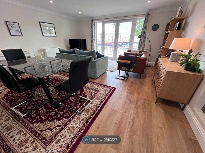 2 Bedroom Flat To Rent In Rope Street, London, SE16