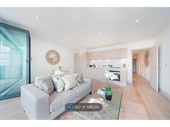 2 Bedroom Flat To Rent In York Road, Battersea, SW11