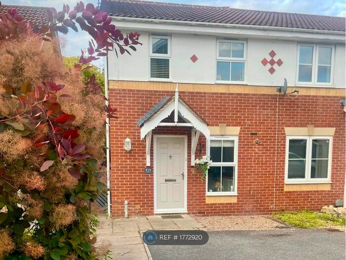 2 Bedroom Semi-Detached House To Rent In Broadmead, Farnborough, GU14