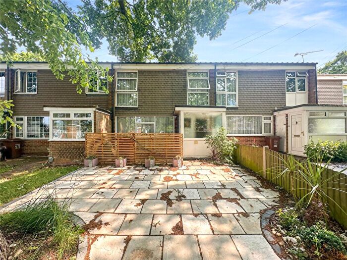 3 Bedroom Terraced House For Sale In Old Castle Walk, Parkwood, Rainham, Kent, ME8