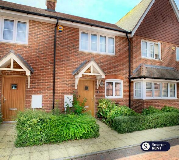 2 Bedroom Property To Rent In Chambers Way, Wokingham, RG40