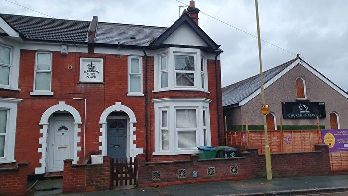 3 Bedroom End Of Terrace House To Rent In Balmoral Road, Watford, WD24