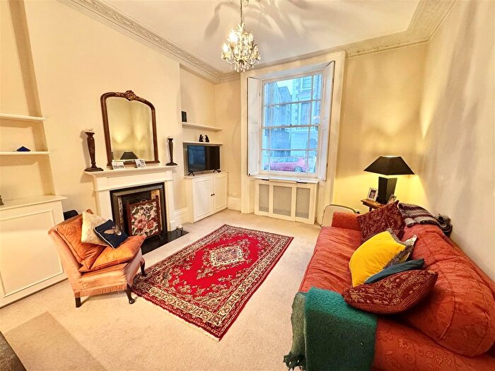 1 Bedroom Flat To Rent In Alderney Street, London, SW1V