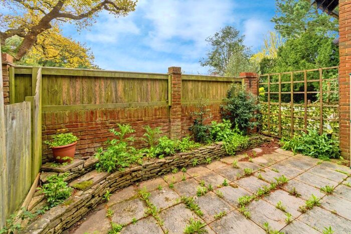 2 Bedroom Terraced House For Sale In Garden Mews, Warsash, Southampton, Hampshire, SO31