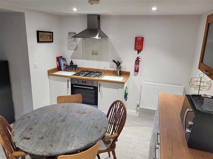 1 Bedroom Flat For Sale In Victoria Avenue, Shanklin, Isle Of Wight, PO37