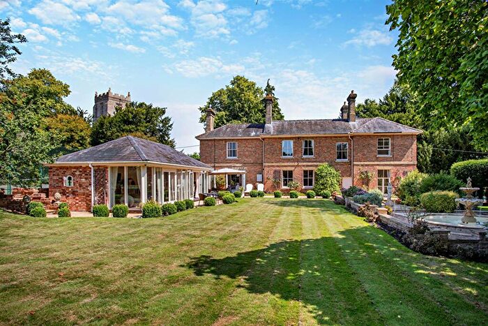 7 Bedroom House For Sale In High Haden Road, Glatton, PE28