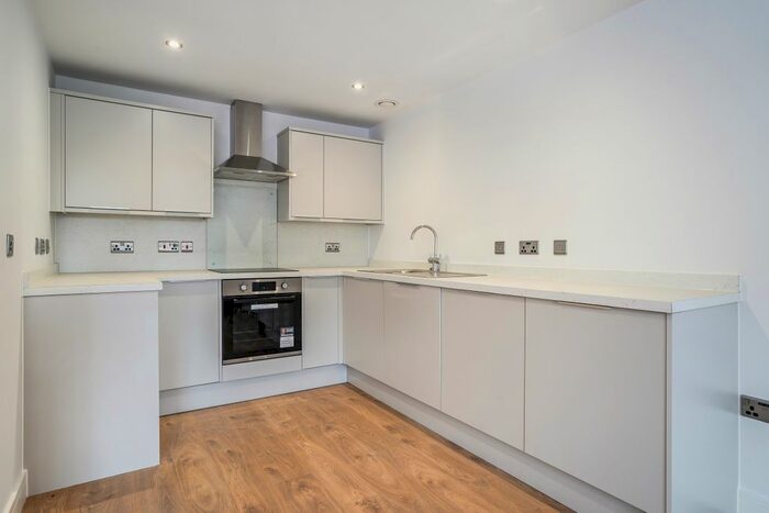 2 Bedroom Flat To Rent In London Road, St.Albans, AL1