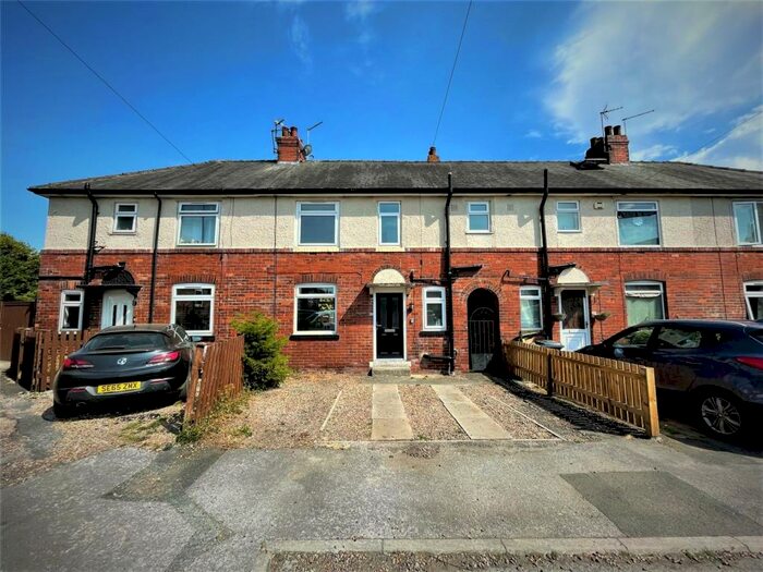 3 Bedroom Terraced House To Rent In East View, Oulton, Leeds, LS26