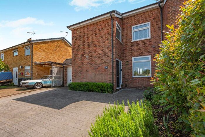 3 Bedroom Semi-Detached House For Sale In Eagle Close, Larkfield, Aylesford, ME20