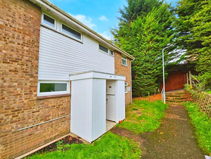 1 Bedroom Flat To Rent In Portland Road, Irthlingborough, Northants, NN9