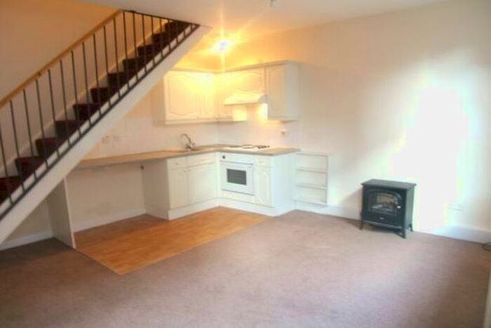 1 Bedroom Terraced House To Rent In Peel Street, Leeds, LS27