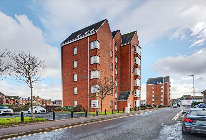 2 Bedroom Flat For Sale In Buchan Court, Ayr, KA7