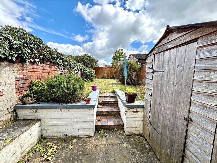 3 Bedroom Terraced House For Sale In Vernon Terrace, Northampton, Northamptonshire, NN1
